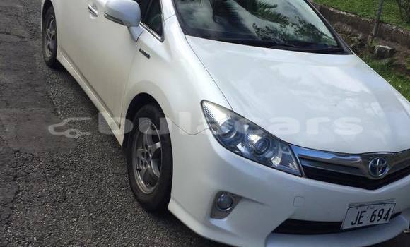 Buy Used Toyota Sai White Car in Suva in Central Buy Used Toyota Sai White Car in Suva in Central