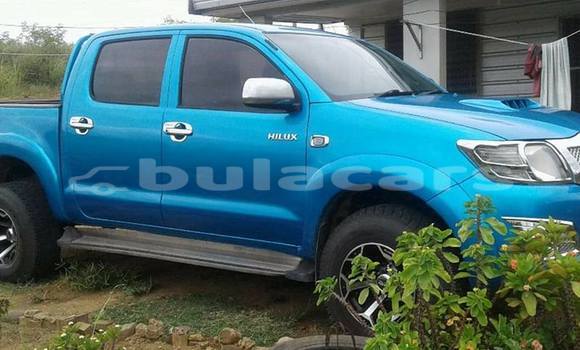 Buy Used Toyota Hilux Blue Car in Nadi in Western Buy Used Toyota Hilux Blue Car in Nadi in Western