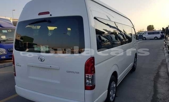 Acheter Occasion Voiture Toyota Hiace Blanc à Nabua, Northern Acheter Occasion Voiture Toyota Hiace Blanc à Nabua, Northern