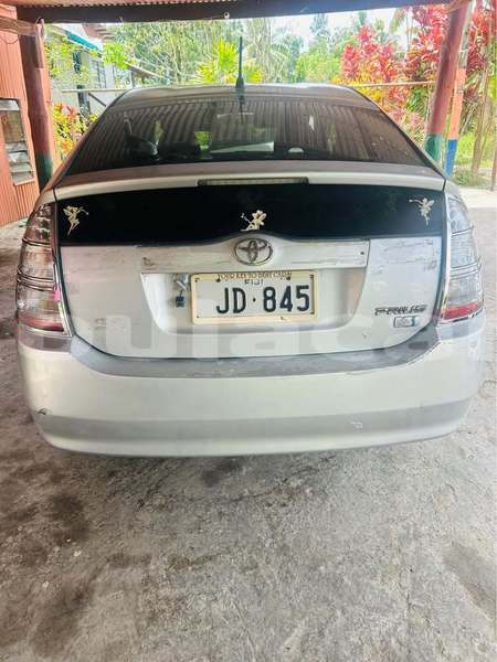 Big with watermark toyota prius central suva 25085