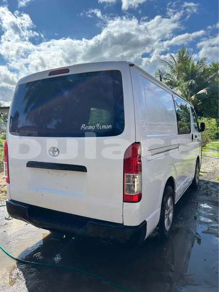 Big with watermark toyota hiace central navua 25086