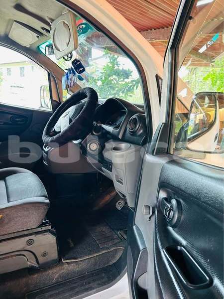 Big with watermark nissan nv200 central suva 25089