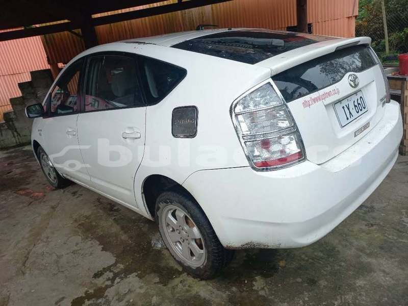 Big with watermark toyota prius central suva 25103
