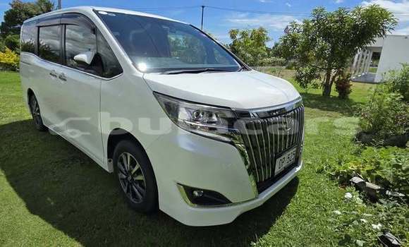 Buy Used Toyota Esquire White Car in Suva in Central Buy Used Toyota Esquire White Car in Suva in Central