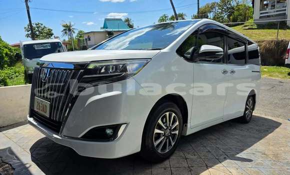 Buy Used Toyota Esquire White Car in Suva in Central Buy Used Toyota Esquire White Car in Suva in Central