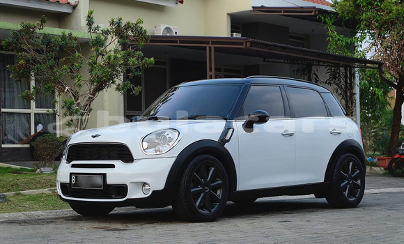 Buy New MINI Cooper White Car in Ba in Western Buy New MINI Cooper White Car in Ba in Western