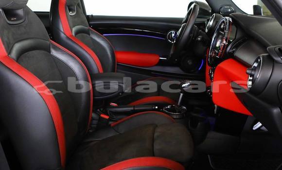 Acheter Neuf Voiture MINI Cooper Noir à Ba, Western Acheter Neuf Voiture MINI Cooper Noir à Ba, Western