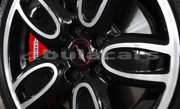 Acheter Neuf Voiture MINI Cooper Noir à Ba, Western Acheter Neuf Voiture MINI Cooper Noir à Ba, Western