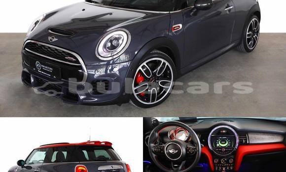 Acheter Neuf Voiture MINI Cooper Noir à Ba, Western Acheter Neuf Voiture MINI Cooper Noir à Ba, Western