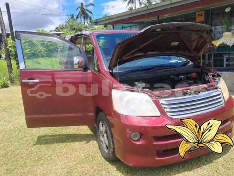 Big with watermark toyota noah western nadi 25516