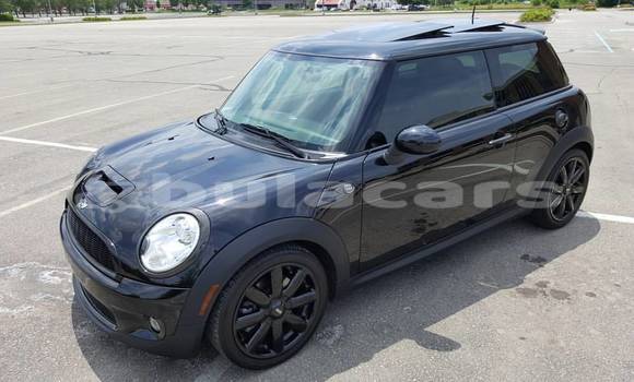 Acheter Neuf Voiture MINI Cooper Noir à Ba, Western Acheter Neuf Voiture MINI Cooper Noir à Ba, Western