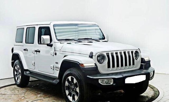 Buy Used Jeep Wrangler White Car in Suva in Central