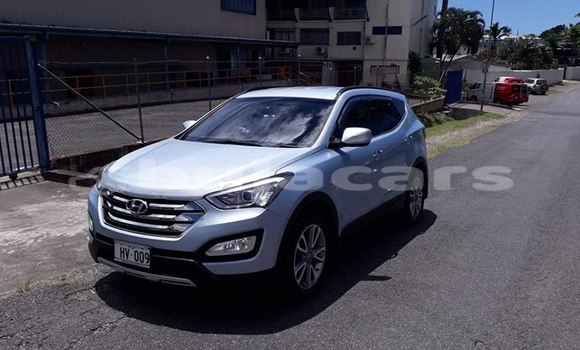 Acheter Occasion Voiture Hyundai Santa Fe Blanc à Suva, Central Acheter Occasion Voiture Hyundai Santa Fe Blanc à Suva, Central