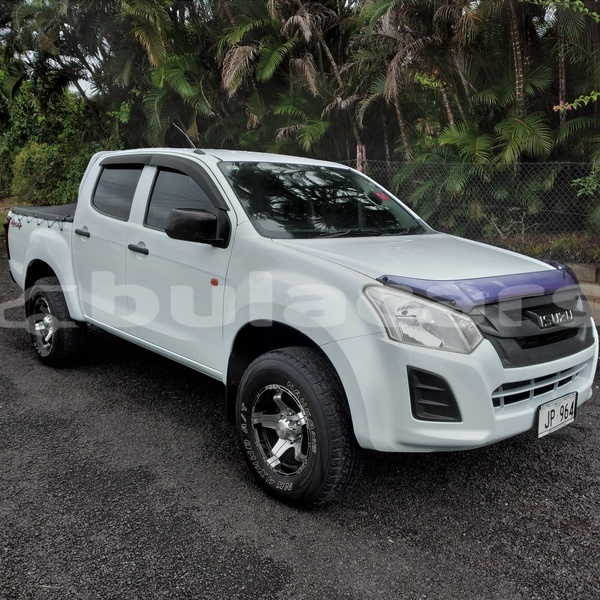 Big with watermark isuzu d max central suva 26617