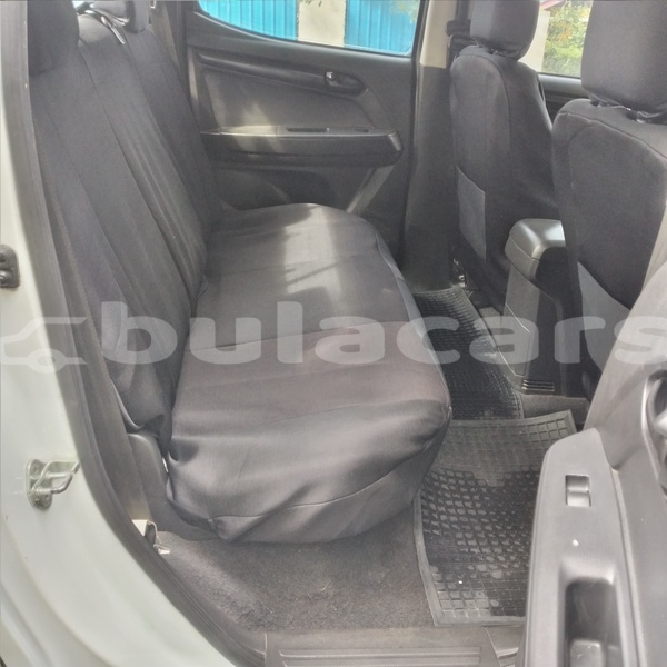 Big with watermark isuzu d max central suva 26617