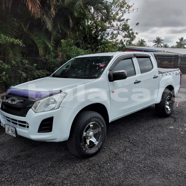 Big with watermark isuzu d max central suva 26617