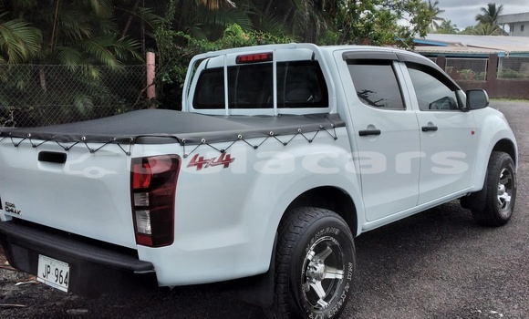 Buy Used Isuzu D–MAX White Car in Suva in Central Buy Used Isuzu D–MAX White Car in Suva in Central