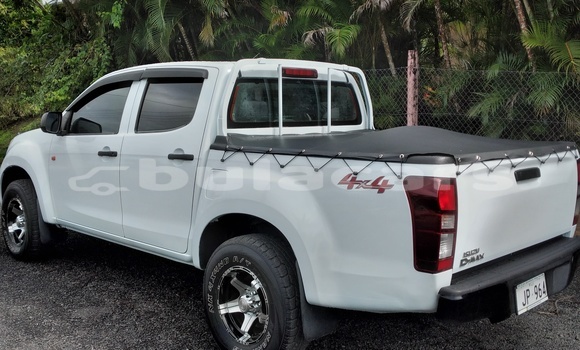 Buy Used Isuzu D–MAX White Car in Suva in Central Buy Used Isuzu D–MAX White Car in Suva in Central