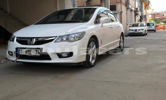 Acheter Neuf Voiture Honda Civic Blanc à Malhaha, Eastern Acheter Neuf Voiture Honda Civic Blanc à Malhaha, Eastern