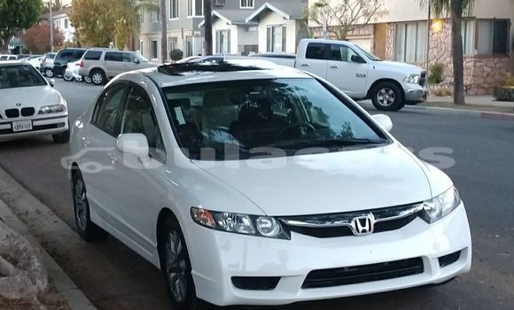 Acheter Neuf Voiture Honda Civic Blanc à Lautoka, Western Acheter Neuf Voiture Honda Civic Blanc à Lautoka, Western