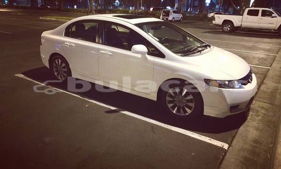 Acheter Neuf Voiture Honda Civic Blanc à Lautoka, Western Acheter Neuf Voiture Honda Civic Blanc à Lautoka, Western