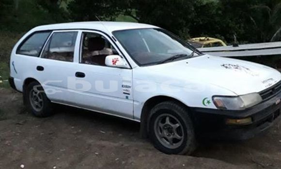 Acheter Occasion Voiture Toyota Corolla Blanc à Suva, Central Acheter Occasion Voiture Toyota Corolla Blanc à Suva, Central