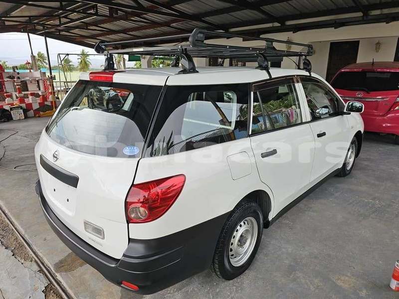 Big with watermark nissan adwagon central suva 28464