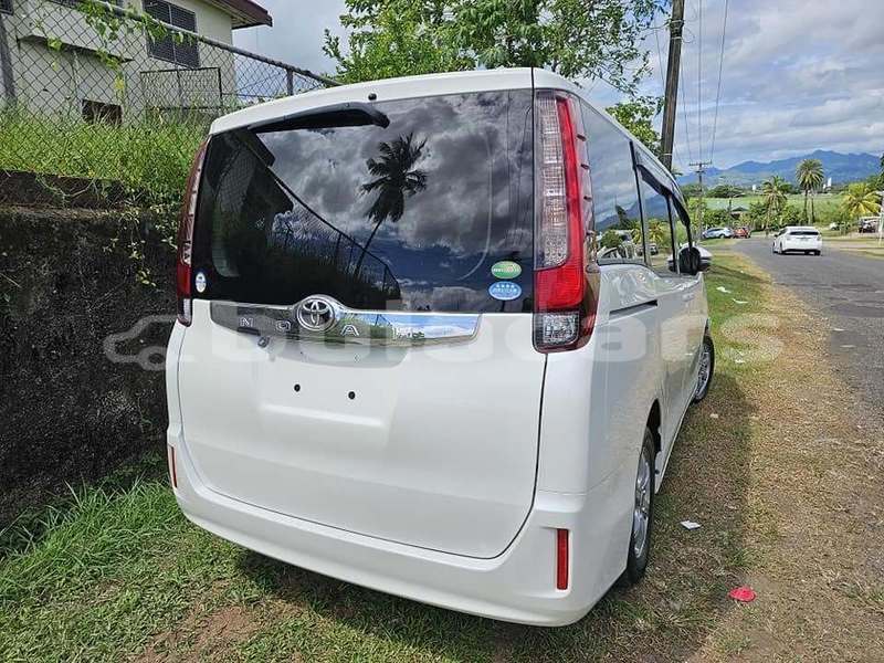 Big with watermark toyota noah central suva 28479