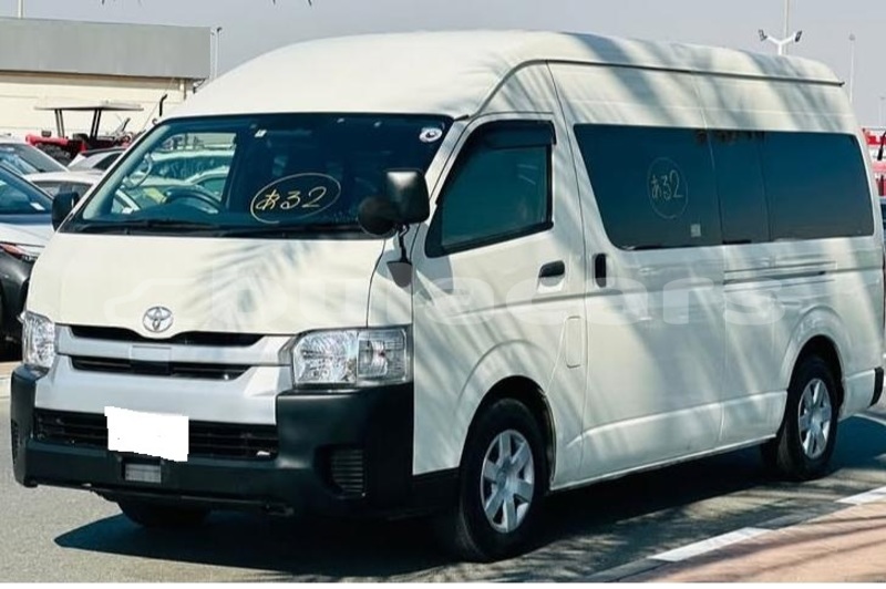 Big with watermark toyota hiace central suva 28485