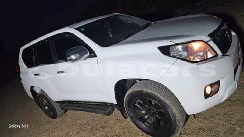 Big with watermark toyota land cruiser western nadi 28631
