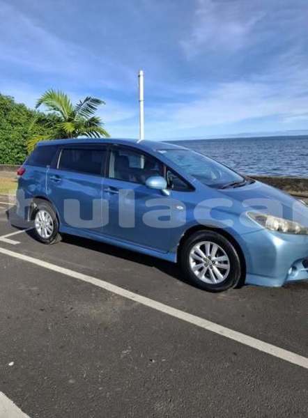 Big with watermark toyota wish western nadi 28634