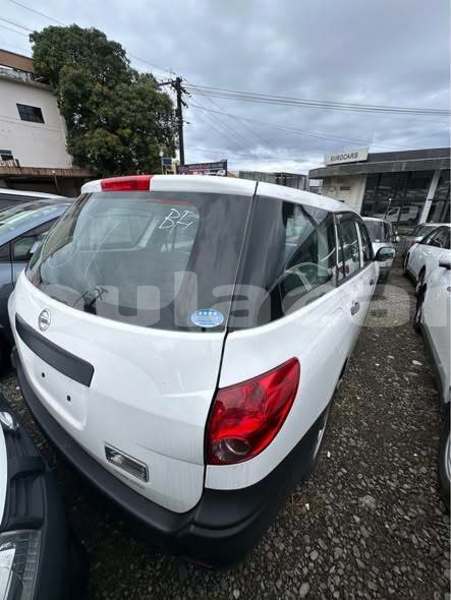 Big with watermark nissan nv200 western nadi 28664