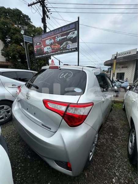 Big with watermark toyota vitz western nadi 28665