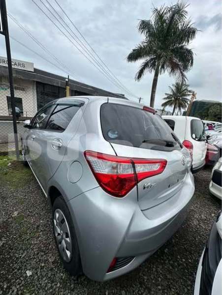 Big with watermark toyota vitz western nadi 28665