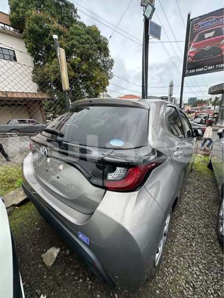 Big with watermark toyota yaris western nadi 28667
