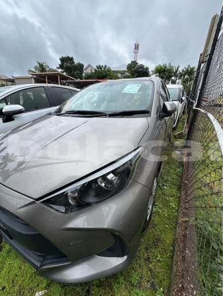 Big with watermark toyota yaris western nadi 28667