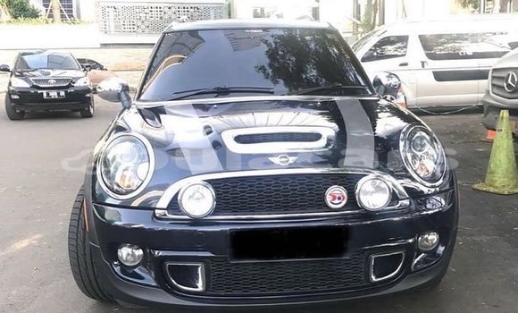 Acheter Neuf Voiture MINI Clubman Noir à Korovou, Central Acheter Neuf Voiture MINI Clubman Noir à Korovou, Central