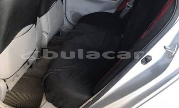 Acheter Occasion Voiture Toyota Axio Gris à Suva, Central Acheter Occasion Voiture Toyota Axio Gris à Suva, Central