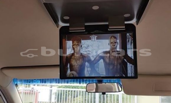 Acheter Occasion Voiture Toyota Noah Blanc à Suva, Central Acheter Occasion Voiture Toyota Noah Blanc à Suva, Central