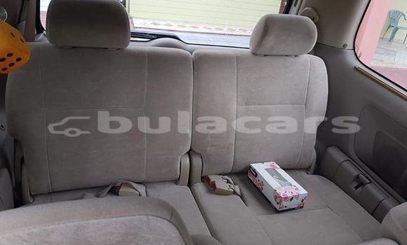 Acheter Occasion Voiture Toyota Noah Blanc à Suva, Central Acheter Occasion Voiture Toyota Noah Blanc à Suva, Central