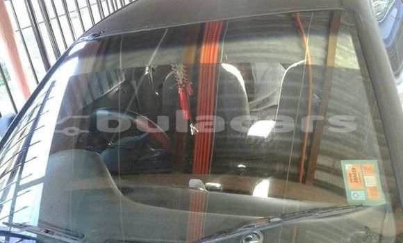 Acheter Occasion Voiture Mazda Mazda 626 Rouge à Suva, Central Acheter Occasion Voiture Mazda Mazda 626 Rouge à Suva, Central