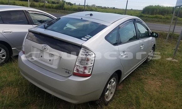 Acheter Occasion Voiture Toyota Prius Gris à Suva, Central Acheter Occasion Voiture Toyota Prius Gris à Suva, Central