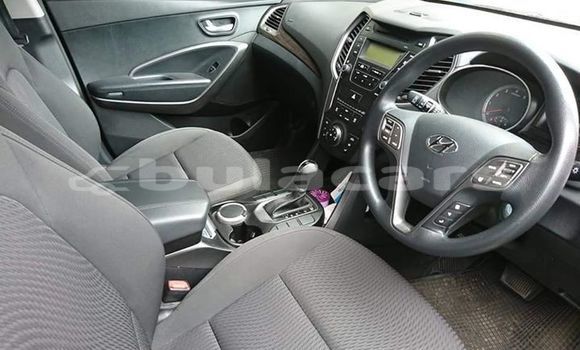 Acheter Occasion Voiture Hyundai Santa Fe Noir à Suva, Central Acheter Occasion Voiture Hyundai Santa Fe Noir à Suva, Central