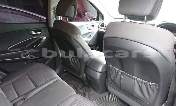 Acheter Occasion Voiture Hyundai Santa Fe Noir à Suva, Central Acheter Occasion Voiture Hyundai Santa Fe Noir à Suva, Central