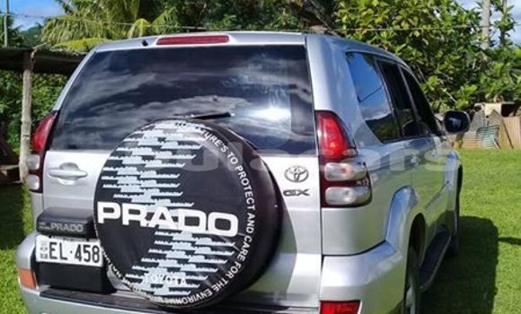 Acheter Occasion Voiture Toyota Land Cruiser Prado Gris à Labasa, Northern Acheter Occasion Voiture Toyota Land Cruiser Prado Gris à Labasa, Northern