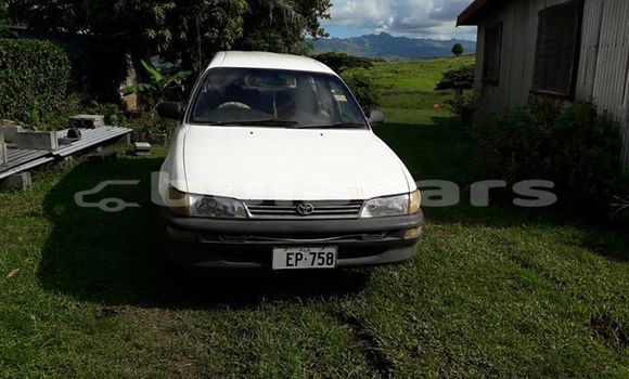 Buy Used Toyota Corolla White Car in Ba in Western Buy Used Toyota Corolla White Car in Ba in Western