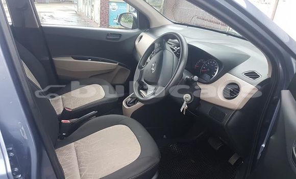 Acheter Occasion Voiture Hyundai i10 Bleu à Suva, Central Acheter Occasion Voiture Hyundai i10 Bleu à Suva, Central