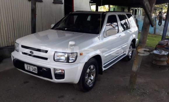 Acheter Occasion Voiture Nissan Terrano Blanc à Suva, Central Acheter Occasion Voiture Nissan Terrano Blanc à Suva, Central
