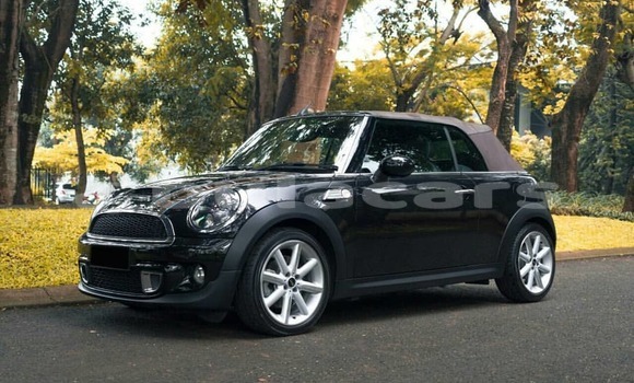 Acheter Neuf Voiture MINI Cooper Noir à Rakiraki, Western Acheter Neuf Voiture MINI Cooper Noir à Rakiraki, Western