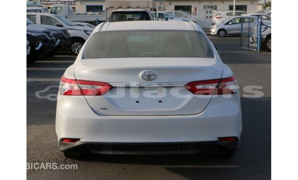 Buy Import Toyota Camry White Car in Import - Dubai in Central Buy Import Toyota Camry White Car in Import - Dubai in Central